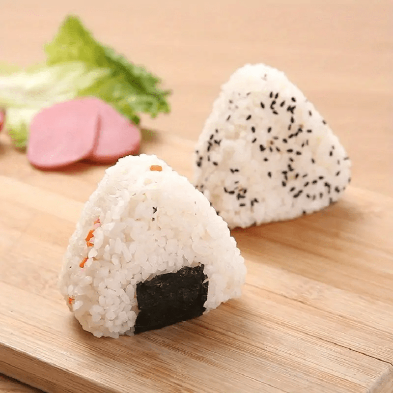 3個入り寿司型、三角形の寿司型、ユニークなおにぎり型、食品グ - Bento Box のレビューと価格